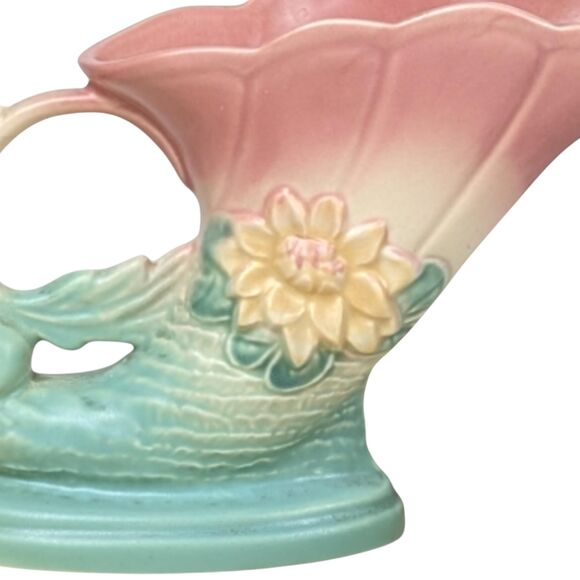 Vintage Hull Pottery Cornucopia Vase: Pink & Turquoise Waterlily, 1940s Art Deco - Picture 6 of 8